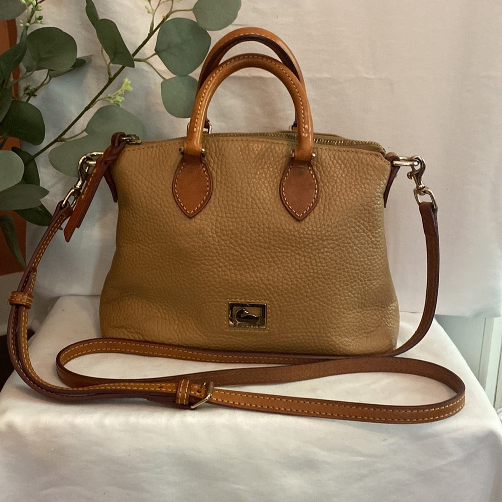 Dooney & Bourke Dillen crossbody tan satchel zipper 3 pocket leather zip purse